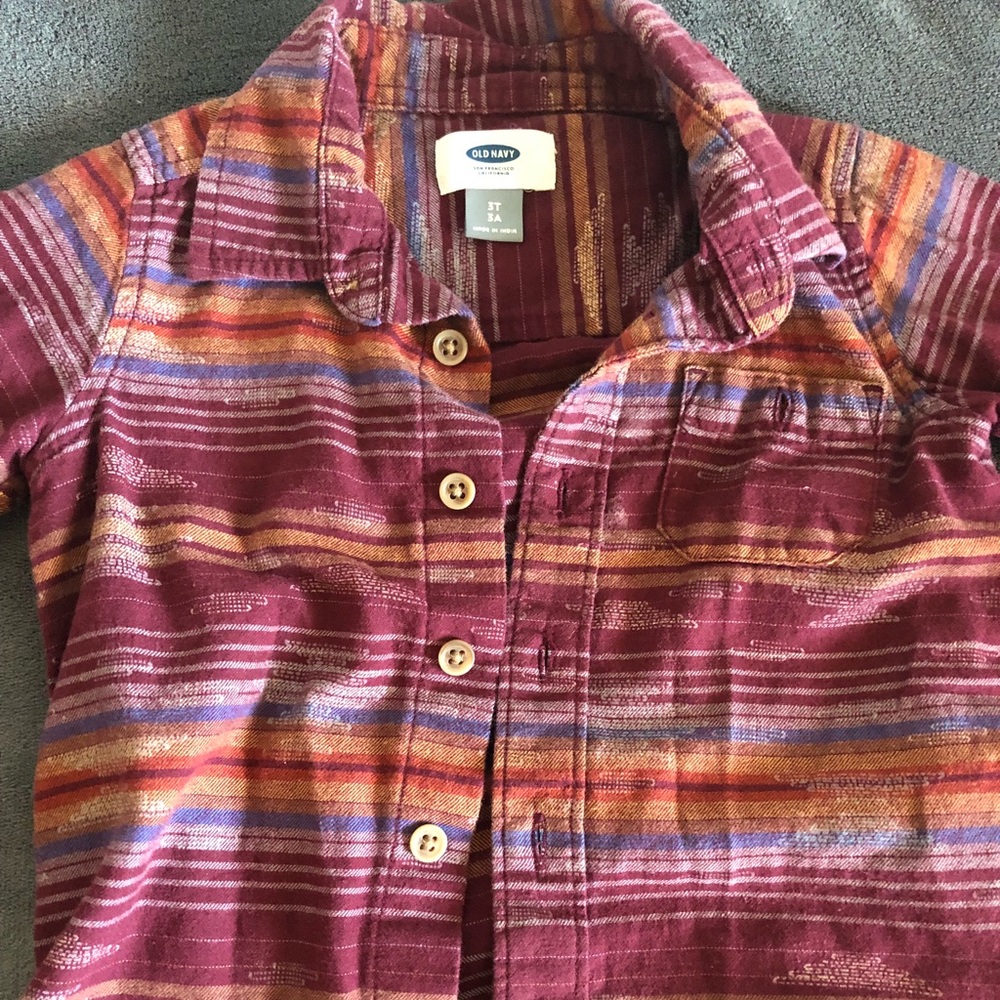 Old Navy toddler boys long sleeve shirt